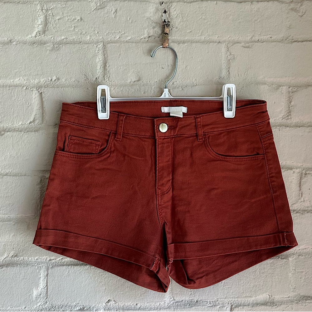 H & M size 6 burnt orange basic casual summer shorts